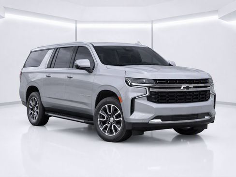 Used 2023 Chevrolet Suburban LS RWD image 6