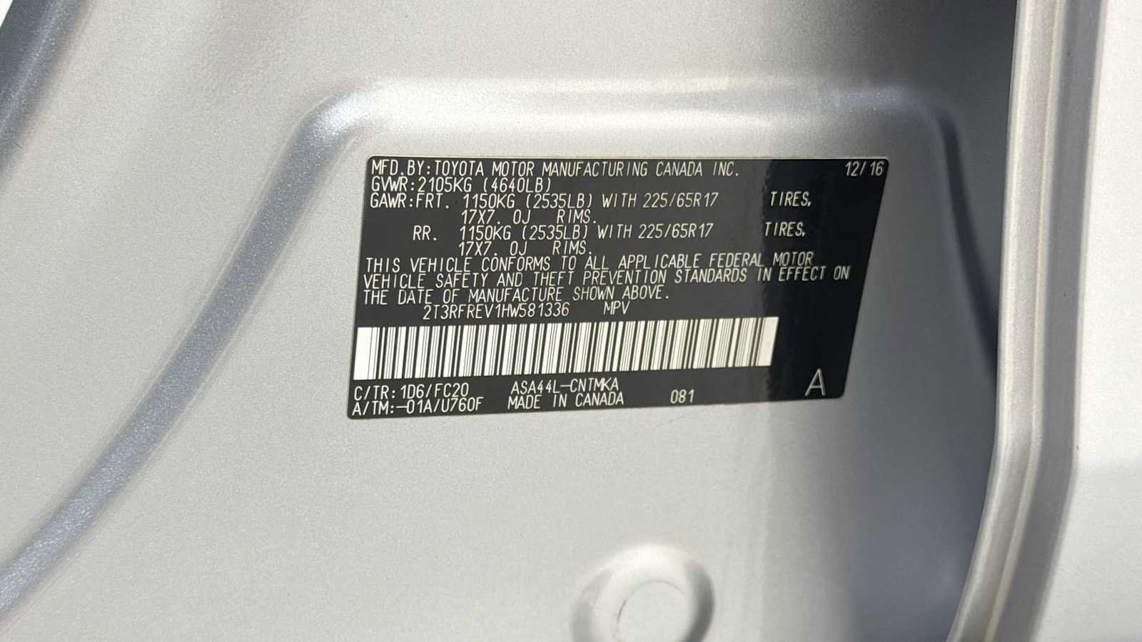 Used 2017 Toyota RAV4 XLE AWD/4WD image 11
