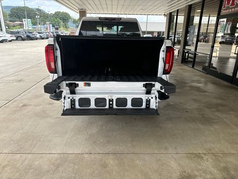 Used 2024 GMC Sierra 1500 Denali w/ Denali Reserve Package AWD/4WD image 25