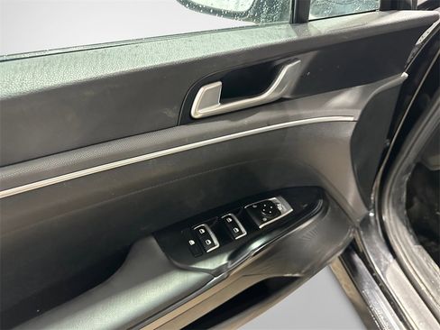 Used 2023 Kia K5 LXS image 14