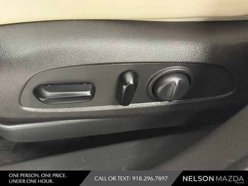 Used 2020 Buick Encore GX Essence w/ Experience Buick Package AWD/4WD image 21