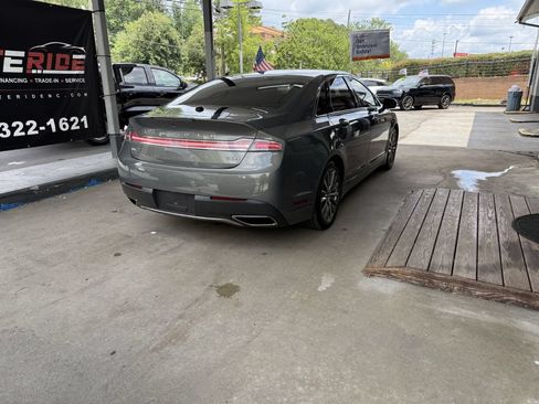 Used 2017 Lincoln MKZ Premiere FWD image 5