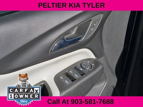 Used 2022 Chevrolet Equinox LS image 21