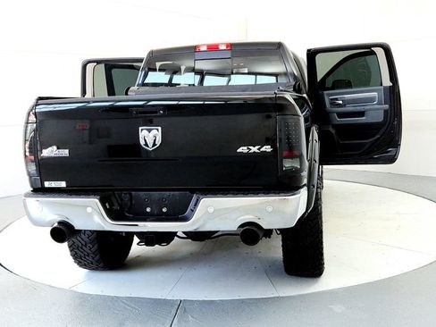 Used 2017 RAM 1500 Big Horn AWD/4WD image 11