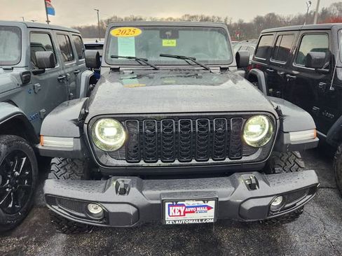 Used 2025 Jeep Wrangler Unlimited Sport S 4xe image 2