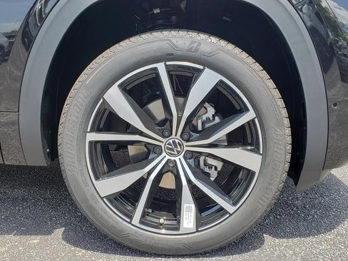 New 2026 Volkswagen Atlas SEL Premium R-Line AWD/4WD image 12