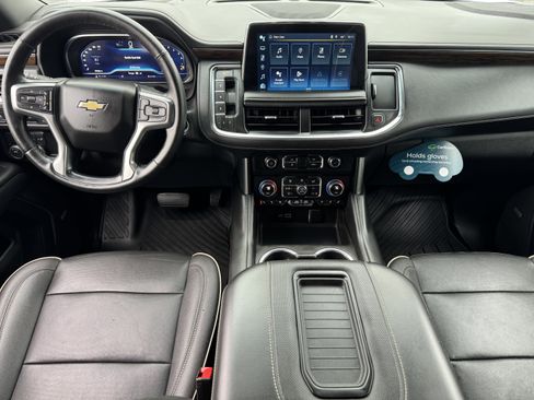 Certified 2023 Chevrolet Suburban Premier image 18