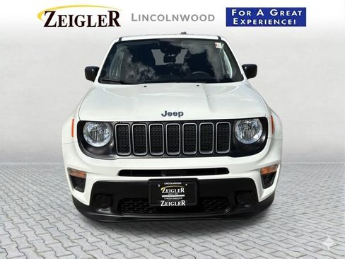 Used 2023 Jeep Renegade Latitude AWD/4WD image 10