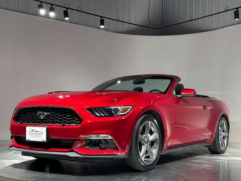 Used 2015 Ford Mustang Convertible w/ Equipment Group 051A RWD image 14
