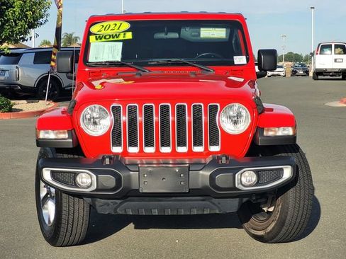 Used 2021 Jeep Wrangler Unlimited Sahara AWD/4WD image 2