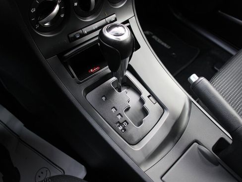 Used 2012 MAZDA MAZDA3 i Touring image 8