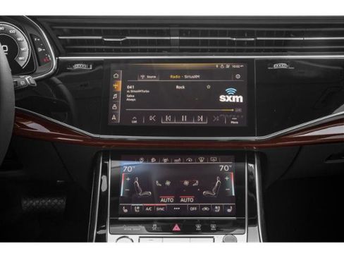 Used 2019 Audi Q8 Premium Plus w/ Premium Plus AWD/4WD image 10