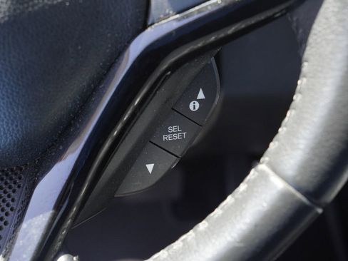 Used 2019 Honda HR-V EX-L image 16