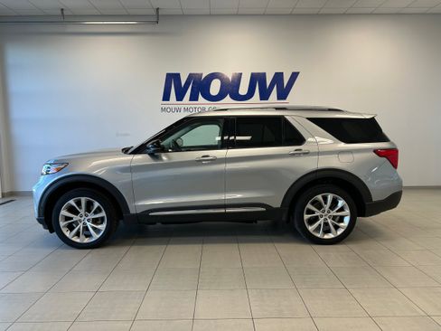 Used 2021 Ford Explorer Platinum w/ Equipment Group 601A image 1