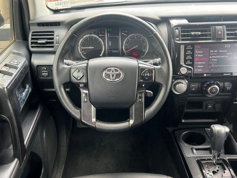 Used 2024 Toyota 4Runner TRD Off-Road Premium image 14