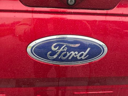Used 2018 Ford F150 Lariat w/ Equipment Group 502A Luxury AWD/4WD image 25