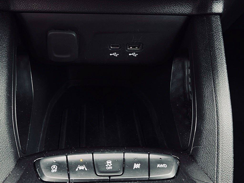 Used 2024 Chevrolet TrailBlazer RS AWD/4WD image 16