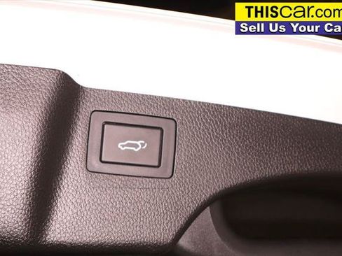 Used 2018 Hyundai Santa Fe Sport 2.0T FWD image 28