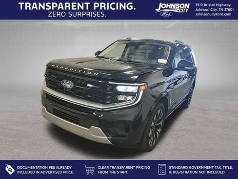 Used 2025 Ford Expedition Platinum w/ Driver's Package AWD/4WD image 1