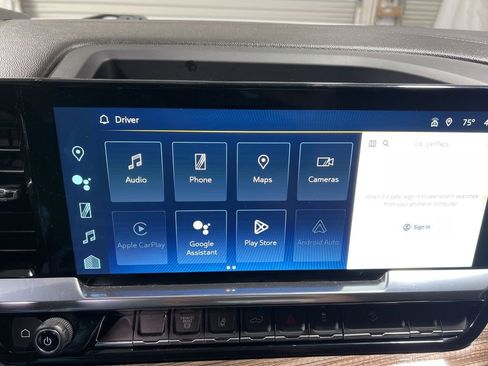 Used 2024 Chevrolet Silverado 2500 LT image 40