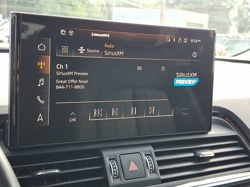 Used 2023 Audi Q5 2.0T Premium w/ Convenience Package AWD/4WD image 18