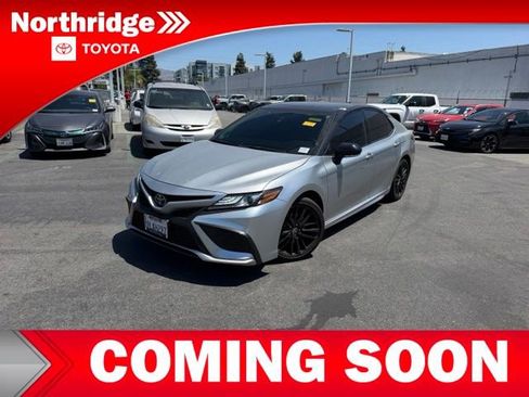 Used 2024 Toyota Camry XSE FWD image 1