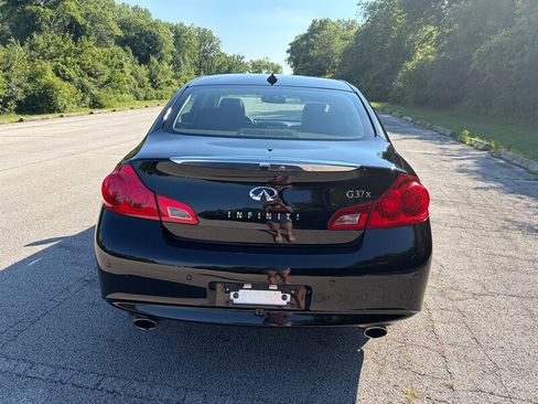 Used 2012 INFINITI G37 x Sedan w/ Premium Pkg AWD/4WD image 4