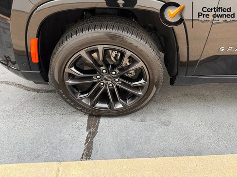 Certified 2023 Jeep Grand Wagoneer Series II AWD/4WD image 17