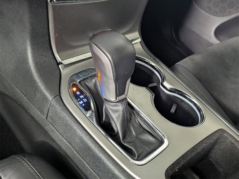 Used 2021 Jeep Grand Cherokee Laredo X image 20