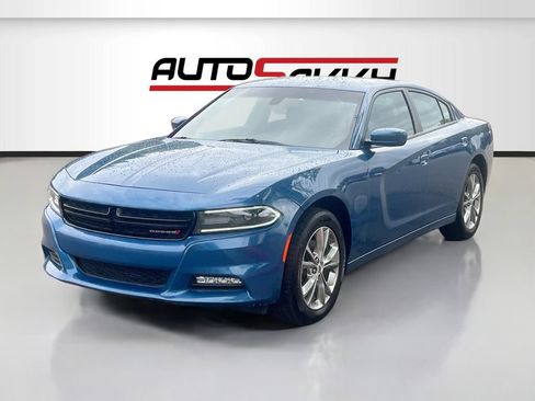 Used 2022 Dodge Charger SXT AWD/4WD image 3