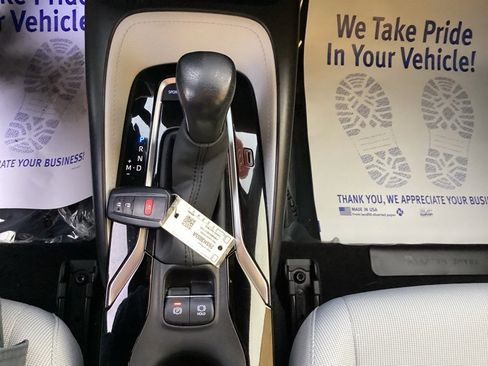 Used 2022 Toyota Corolla SE image 25