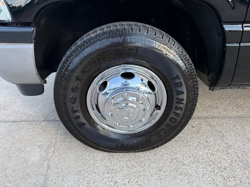 Used 2002 Dodge Ram 3500 Truck ST image 12
