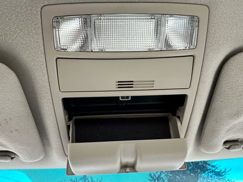 Used 2009 Toyota Camry SE image 25