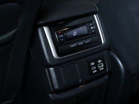 Certified 2024 Subaru Ascent Onyx Edition image 16