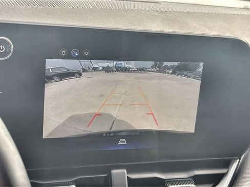 Certified 2026 Chevrolet Equinox LT FWD image 14
