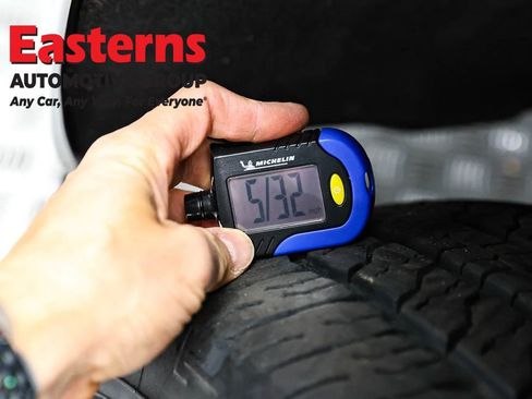 Used 2021 Chevrolet Colorado W/T w/ WT Convenience Package AWD/4WD image 28