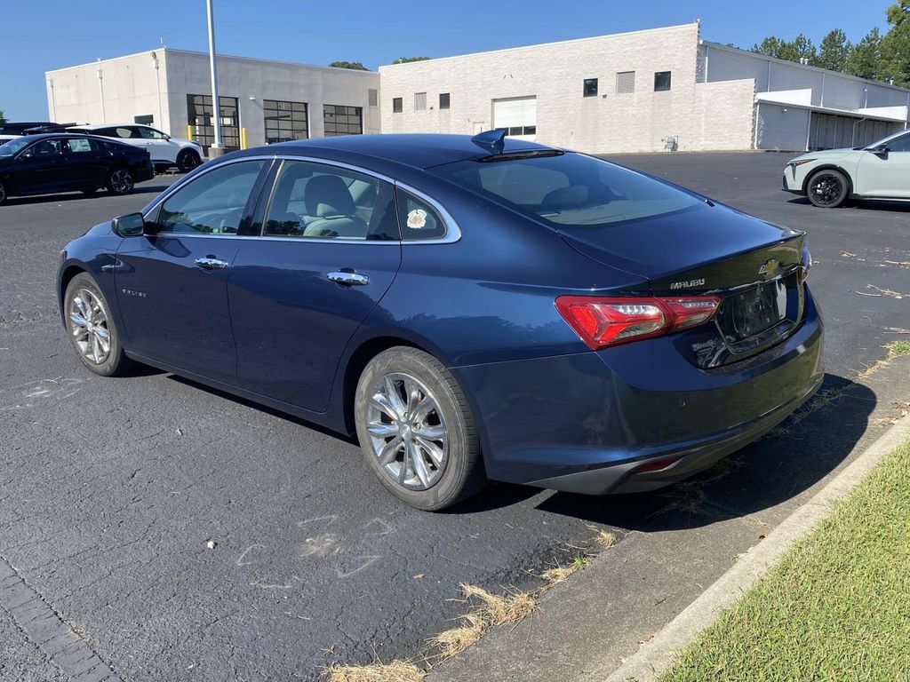 Used 2021 Chevrolet Malibu LT FWD image 6