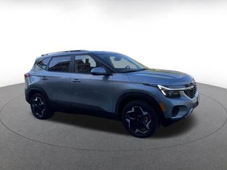 Used 2025 Kia Seltos S video 2