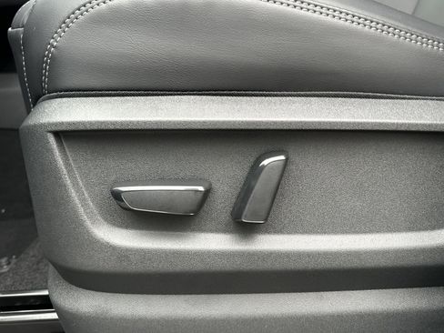 New 2026 Nissan Armada SV image 19