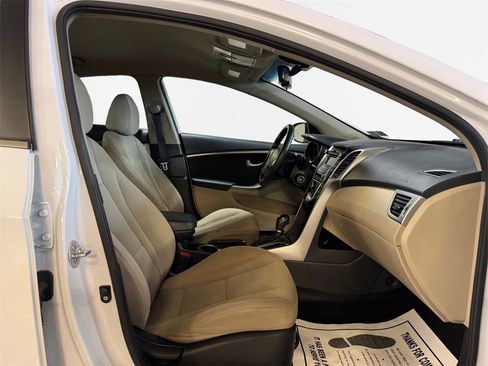 Used 2013 Hyundai Elantra GT image 26