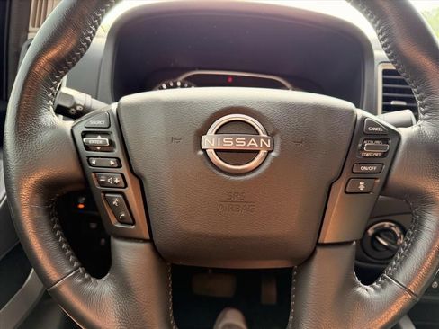 Used 2023 Nissan Frontier SV w/ SV Convenience Package AWD/4WD image 14