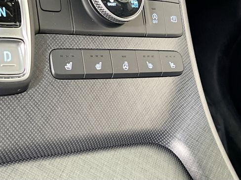 Used 2023 Hyundai Palisade Limited w/ Cargo Package image 21