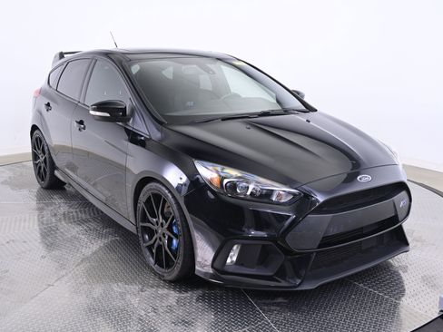 Used 2016 Ford Focus RS image 9