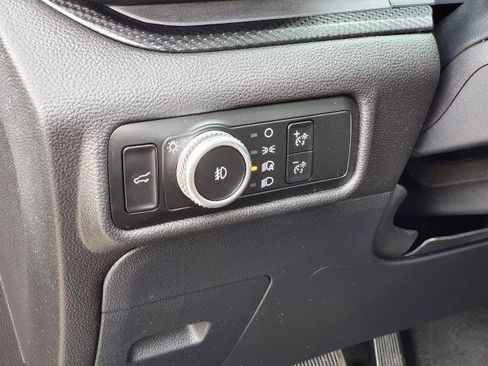 Used 2023 Ford Explorer ST-Line AWD/4WD image 9