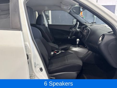 Used 2015 Nissan Juke S FWD image 16