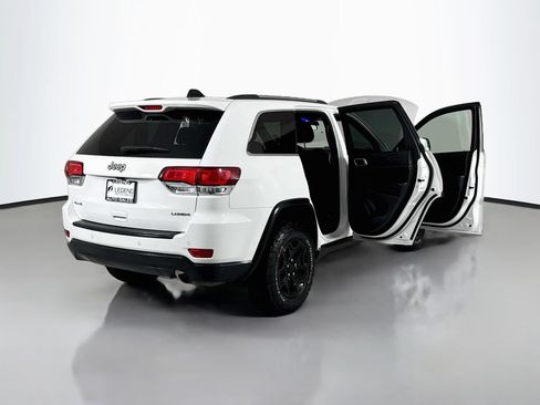 Used 2020 Jeep Grand Cherokee Laredo AWD/4WD image 22