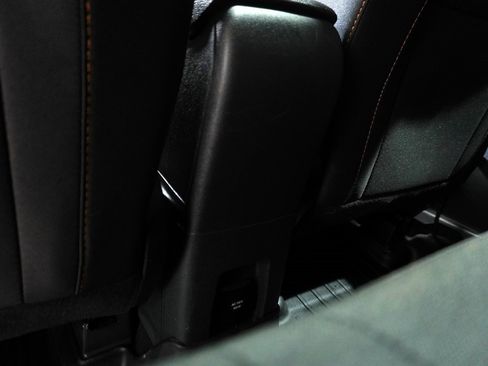 Used 2021 Ford EcoSport SE w/ SE Convenience Package image 12