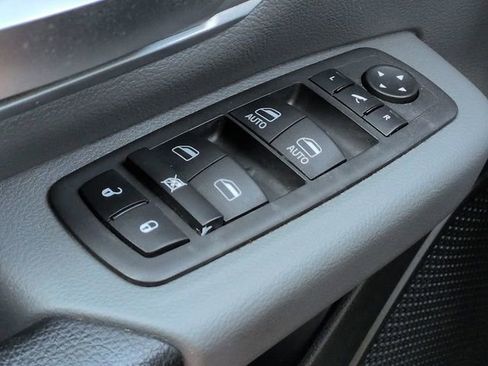 Certified 2022 RAM 1500 Big Horn AWD/4WD image 28