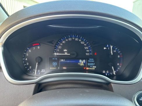 Used 2016 Cadillac SRX Luxury w/ Driver Awareness Package image 19