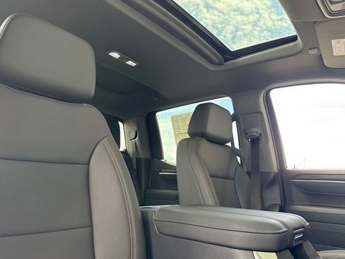 New 2026 GMC Sierra 1500 SLT w/ SLT Premium Plus Package AWD/4WD image 16